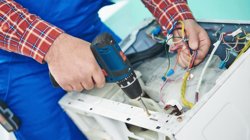 Soma Siemens Siemens çamaşır makinesi kart tamiri – Su almama arızası orijinal parça ile giderildi. - Teknik servis örneği